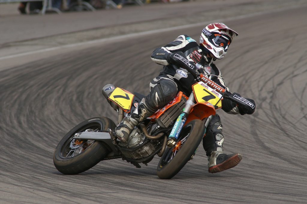 Savoir changer soi-même les plaquettes de frein de sa moto