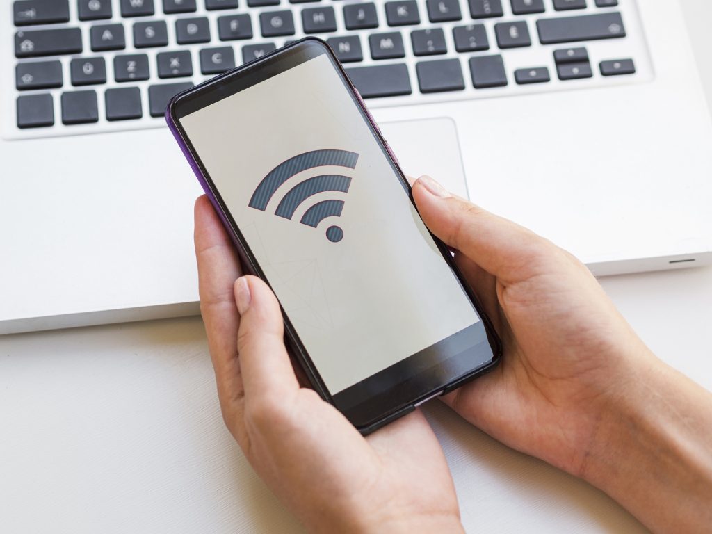 Comment activer la WIFI SFR ?