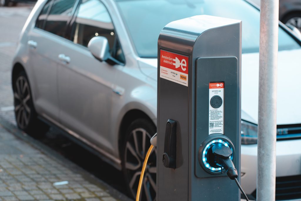 Les meilleures pratiques pour la recharge de votre véhicule électrique